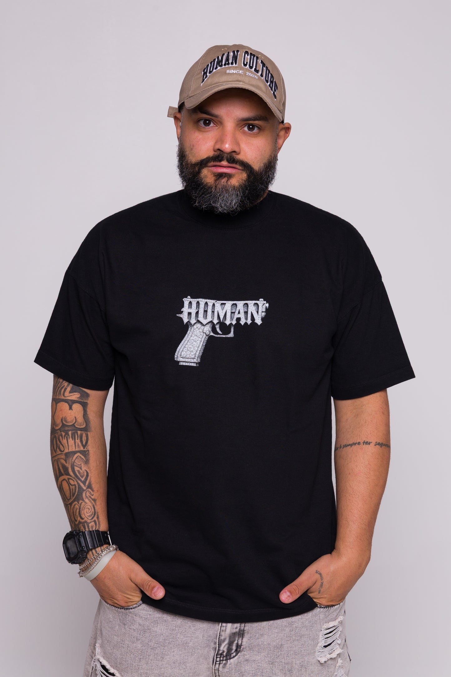 Oversized Human Pistol – Essencial do Streetwear 240g