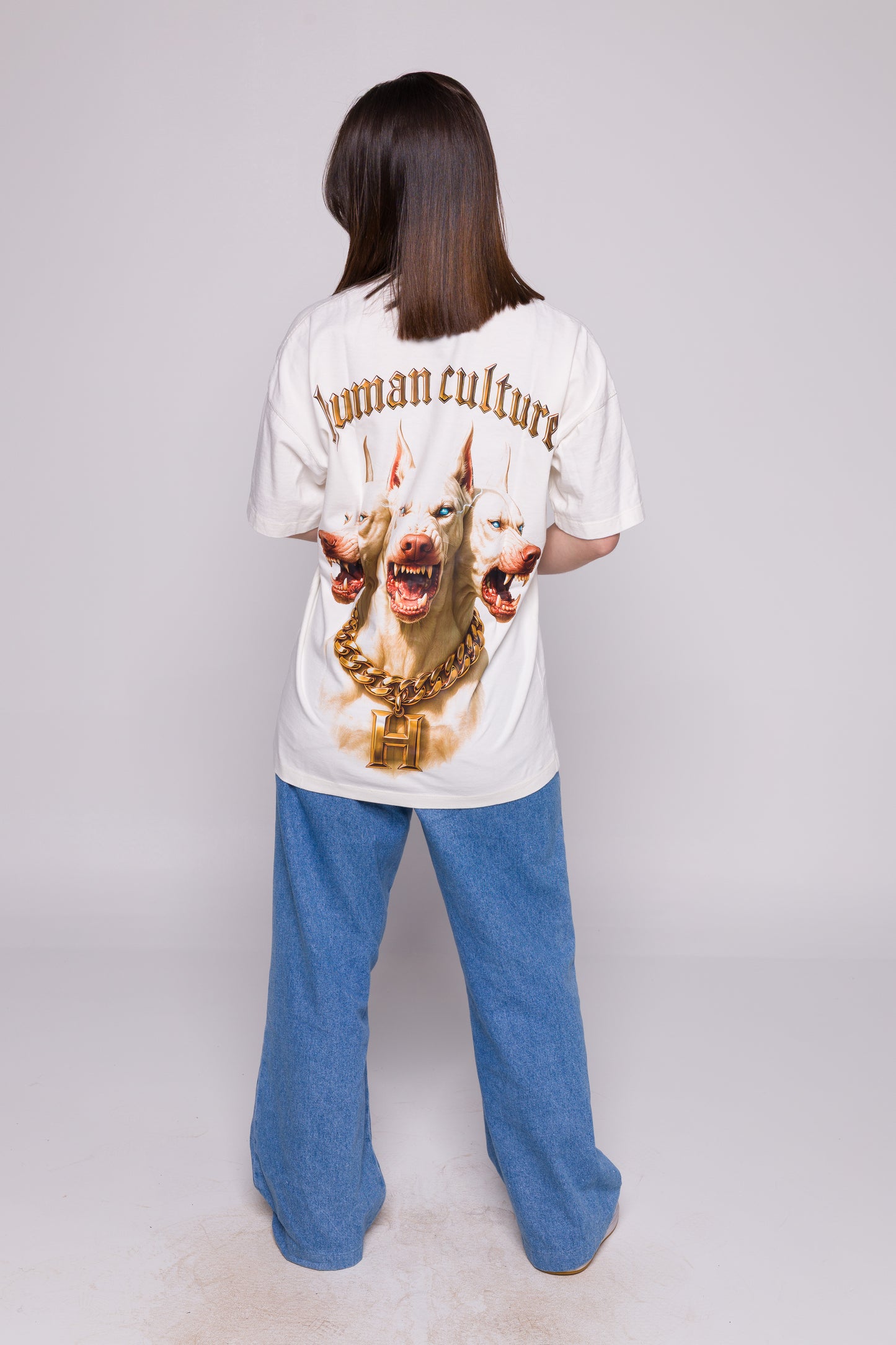 Oversized Human Dobermann – Ícone do Streetwear 240g