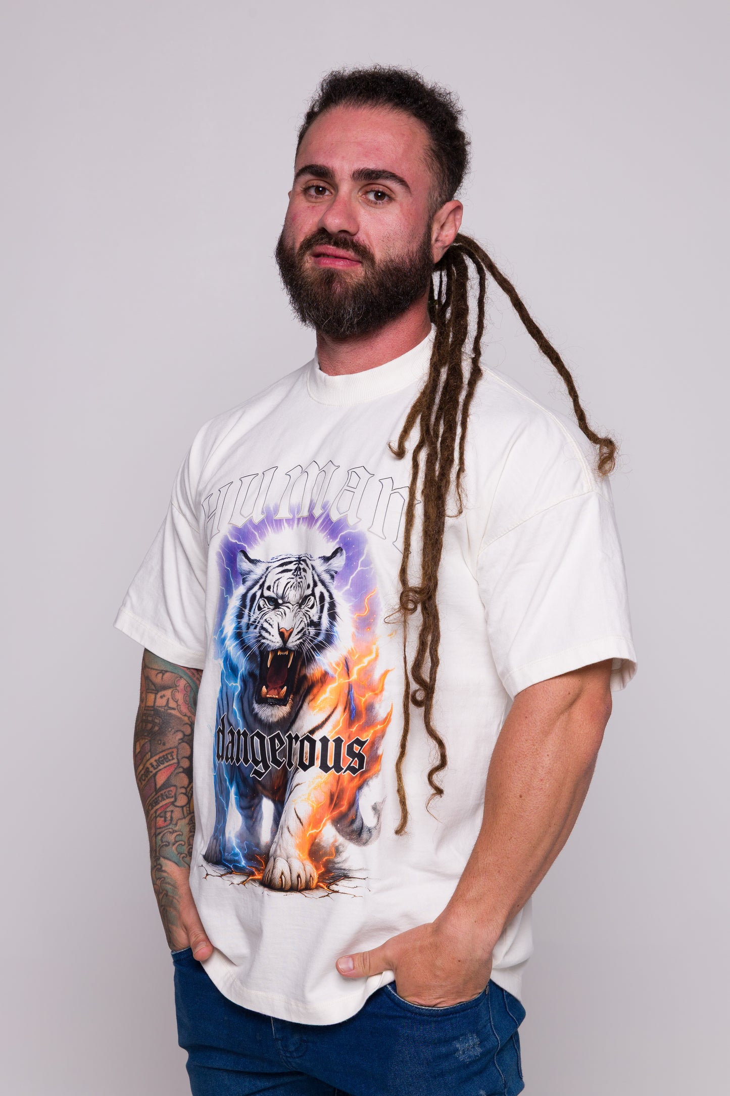 Oversized Human Tiger – Edição Premium Lifestyle